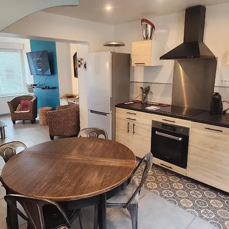 La Belle Poule, Vue Port Et Mer, 4 Personnes * Fécamp